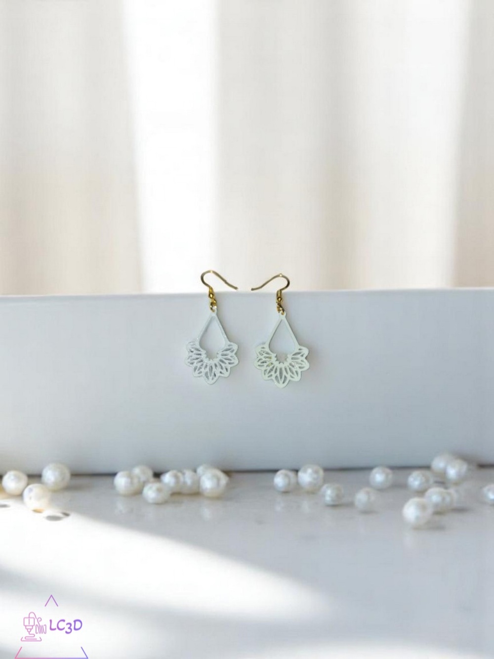Delicate White Floral Teardrop Earrings - Unbranded